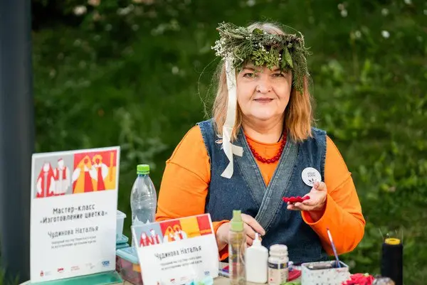 Новогодняя волшебная лошадка из ваты