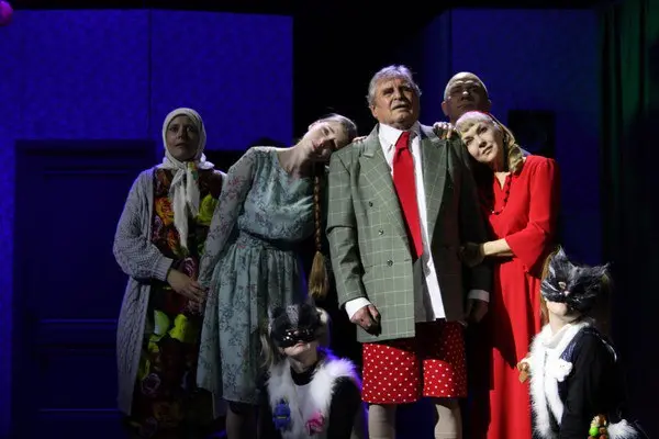 Спектакль "Крыша поехала"