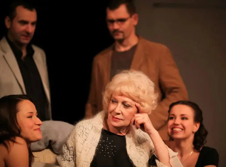 Вышел ангел из тумана