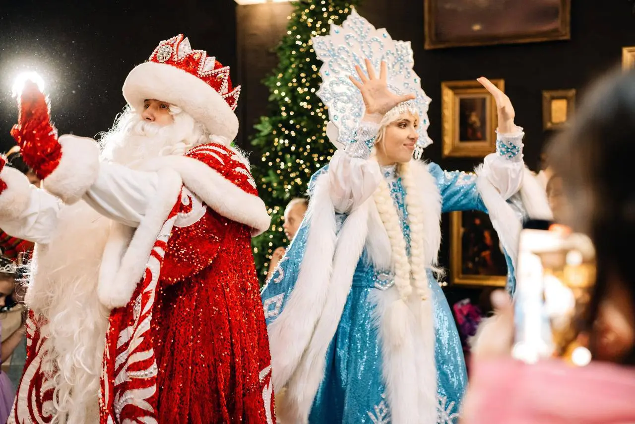 Новогодняя детская дискотека в центр Ай Да Я и Гербера