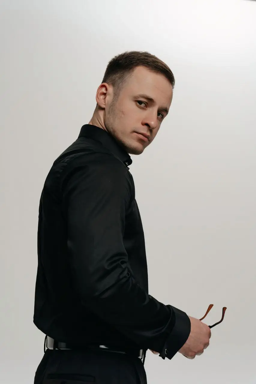 Первый сольный концерт Batrai — участника музыкально-поэтического лейбла 4MOONS