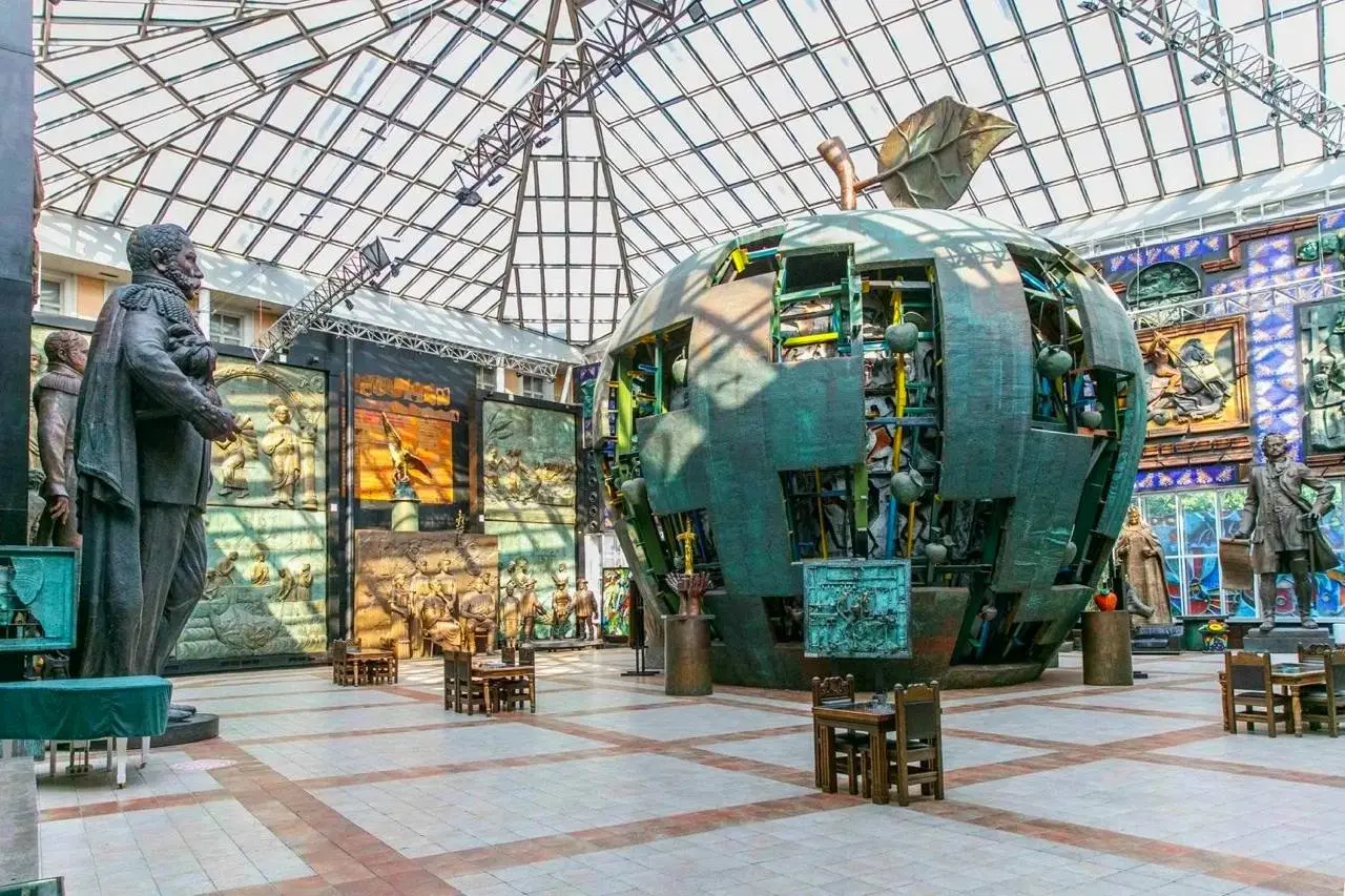 посещение Галереи искусств Зураба Церетели