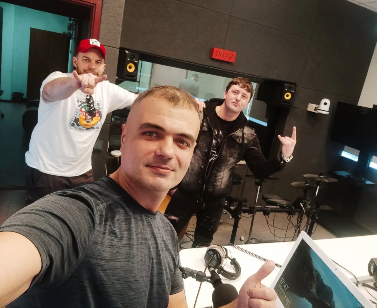 Olimpius Inferno в Harat’s pub