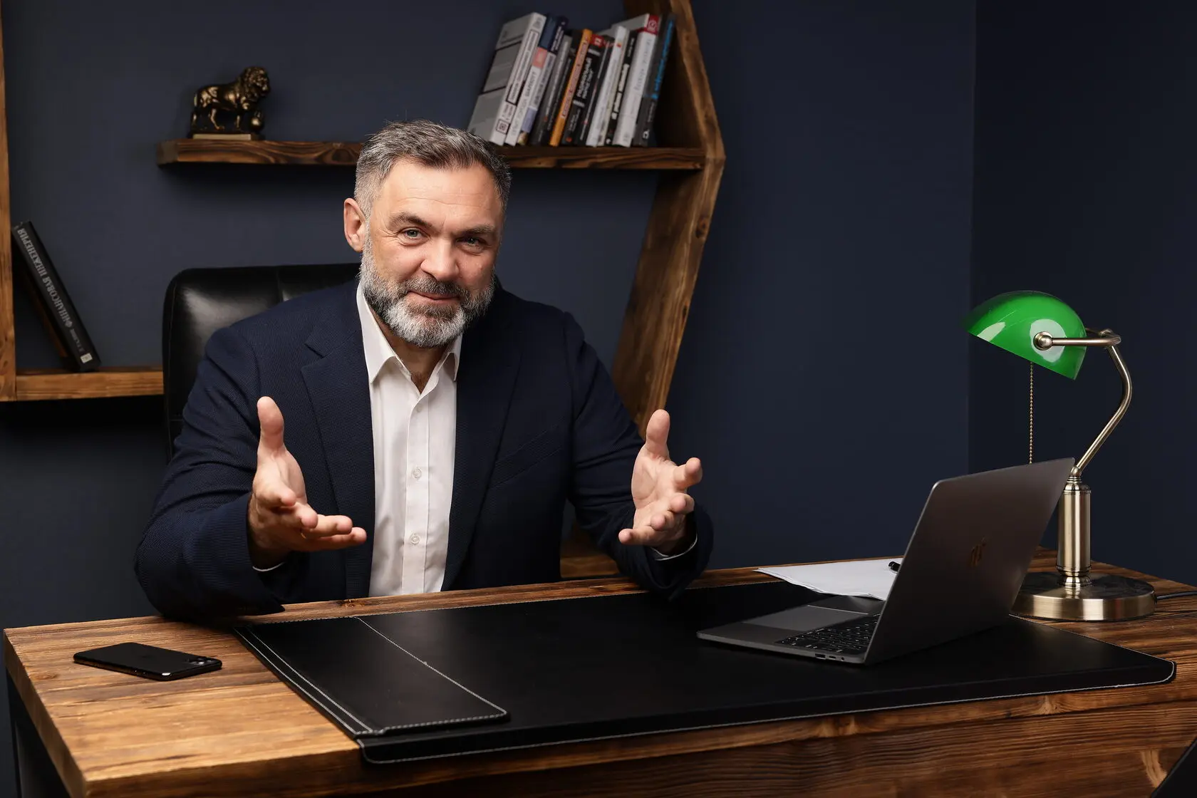 Почему вы не зарабатываете больше, хотя работаете, стараетесь и не глупы? — Сколько раз вы задавались таким вопросом?