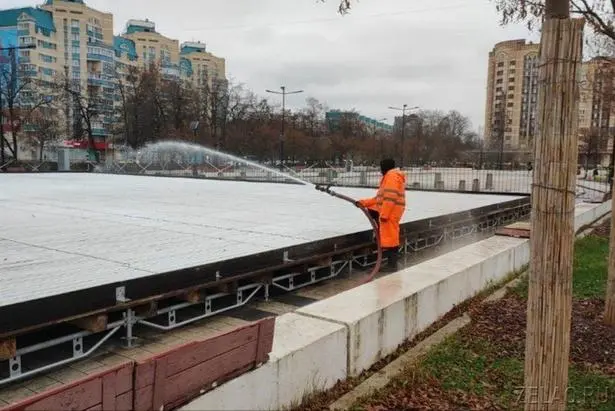 ледовая площадка и катки с искусственным льдом в Зелинограде и соседних микрорайонах