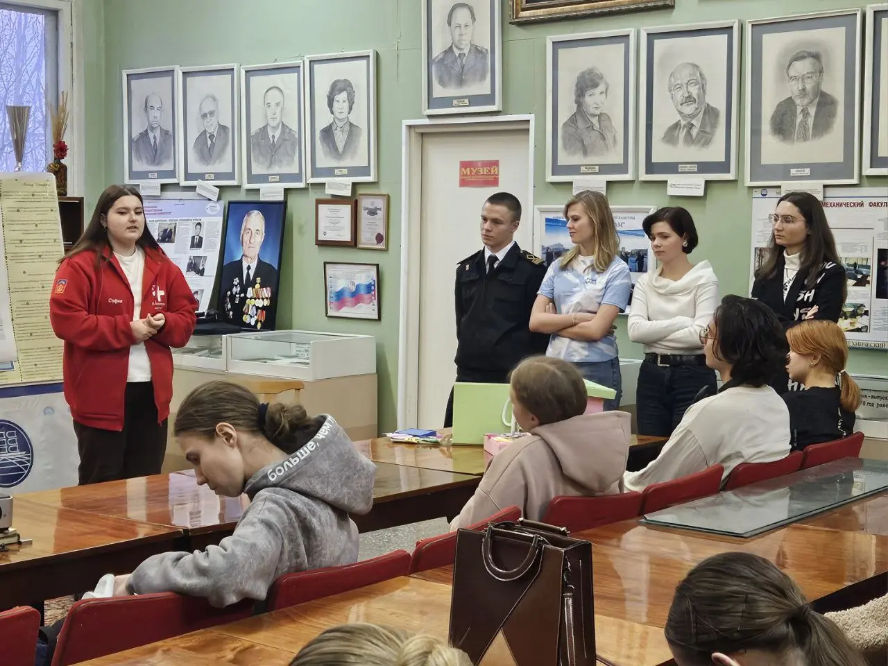 Посещение студентов Мурманской области университетами ИТМО и МАУ