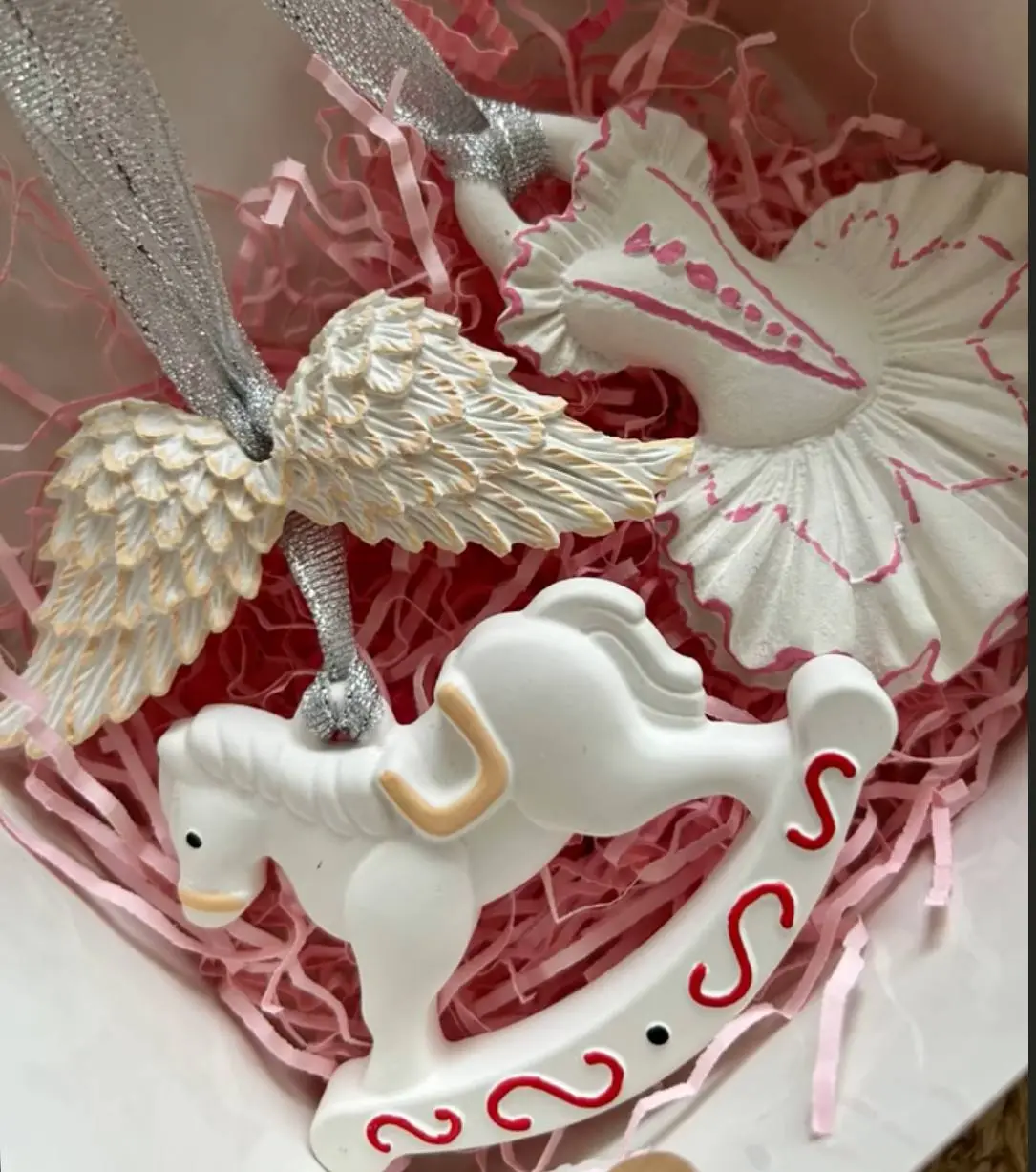 Роспись ёлочных игрушек из гипса