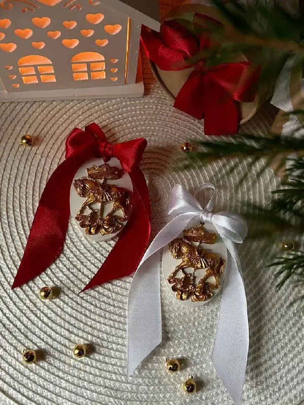 Роспись ёлочных игрушек из гипса