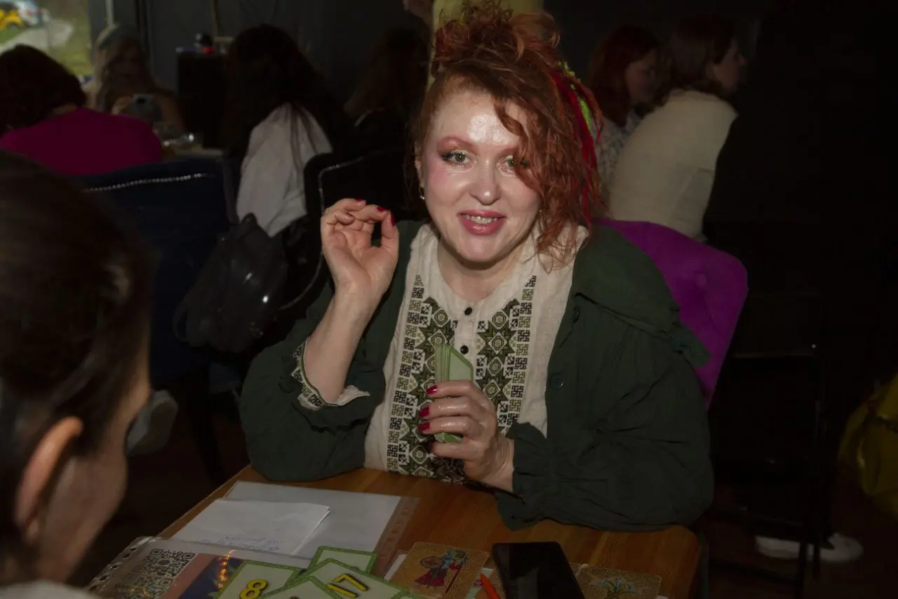 Позитивные и деструктивные кармические партнёры. Учимся регулировать карму по вертикали и выходить из разрушения