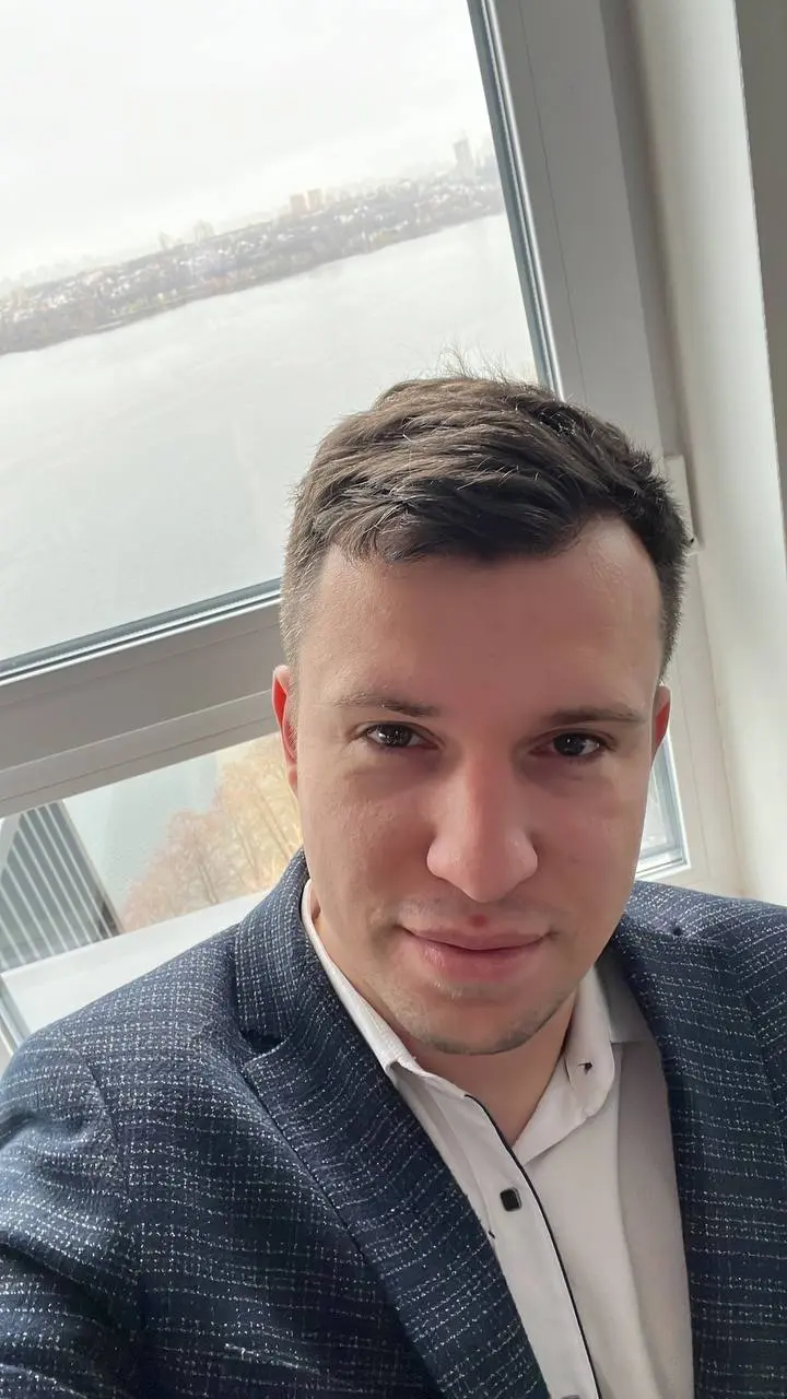 Игра в cash flow в Малина Лаундж