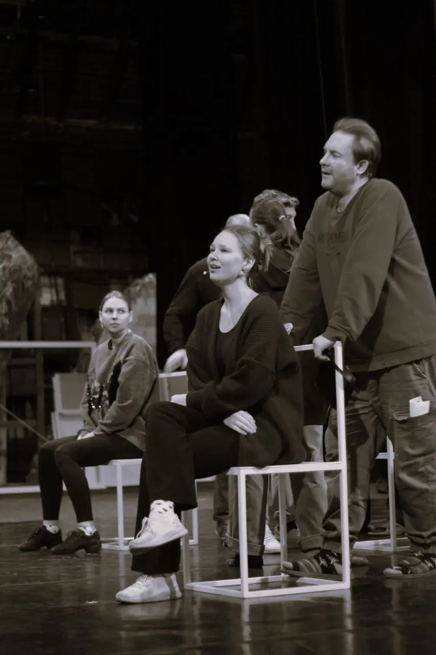 пластического спектакля "Дама с собачкой" в постановке Александра Пучкова