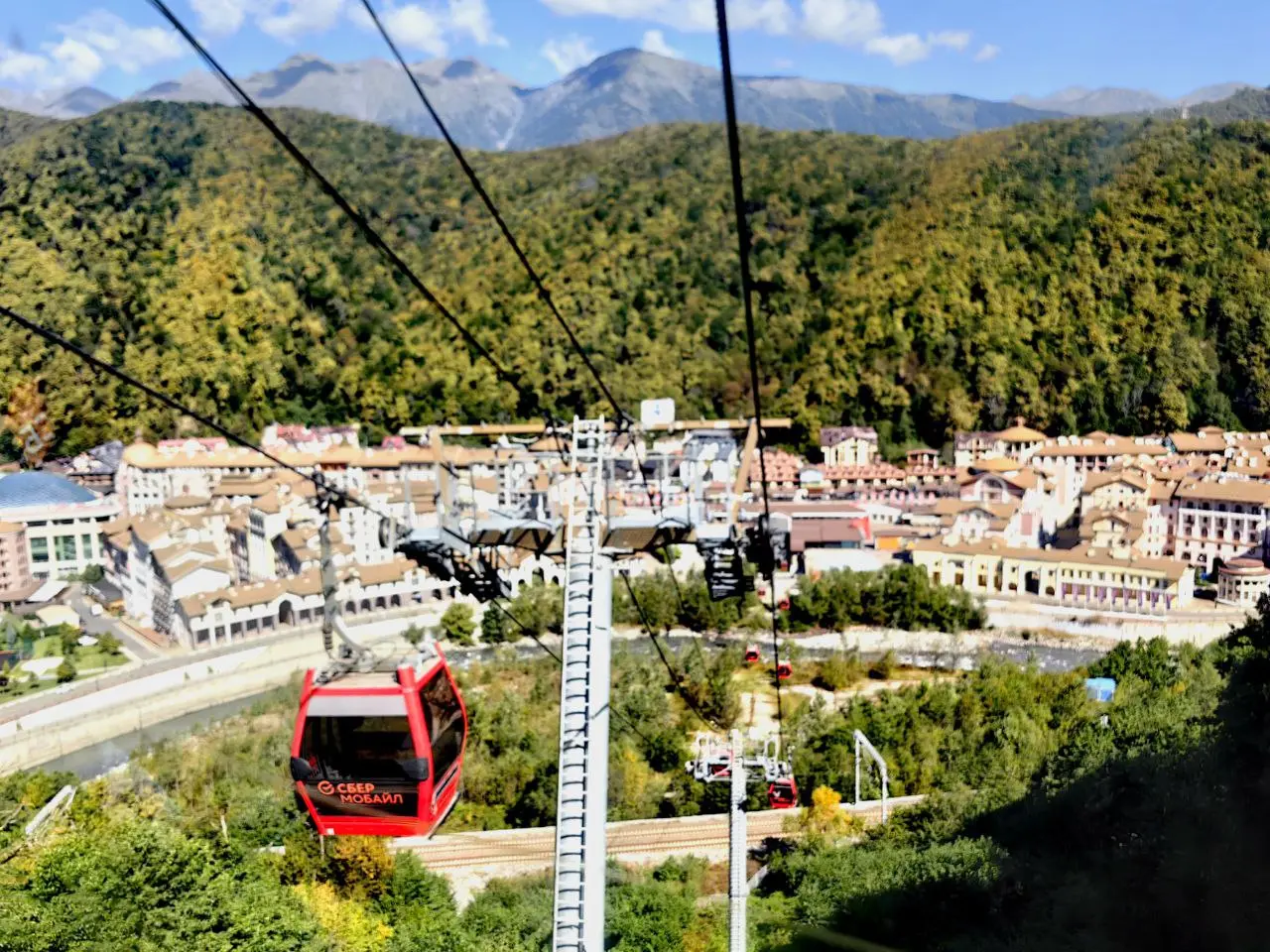 Бесплатные шаттлы до Горной Олимпийской Деревни