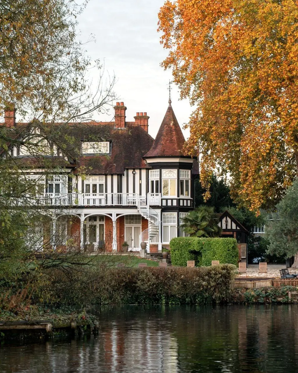 River Arts Club — викторианское поместье на берегу Темзы