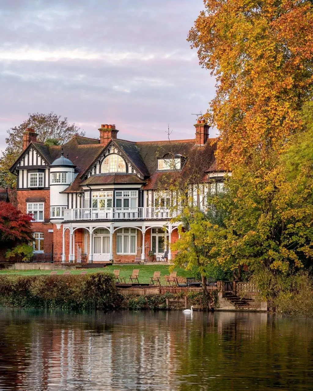 River Arts Club — викторианское поместье на берегу Темзы