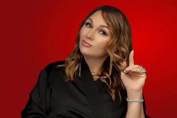 Надежда Ангарская: стендап‑шоу