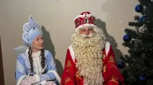 Дед Мороз в областном драматическом театре: открытие домика на площади Ленина