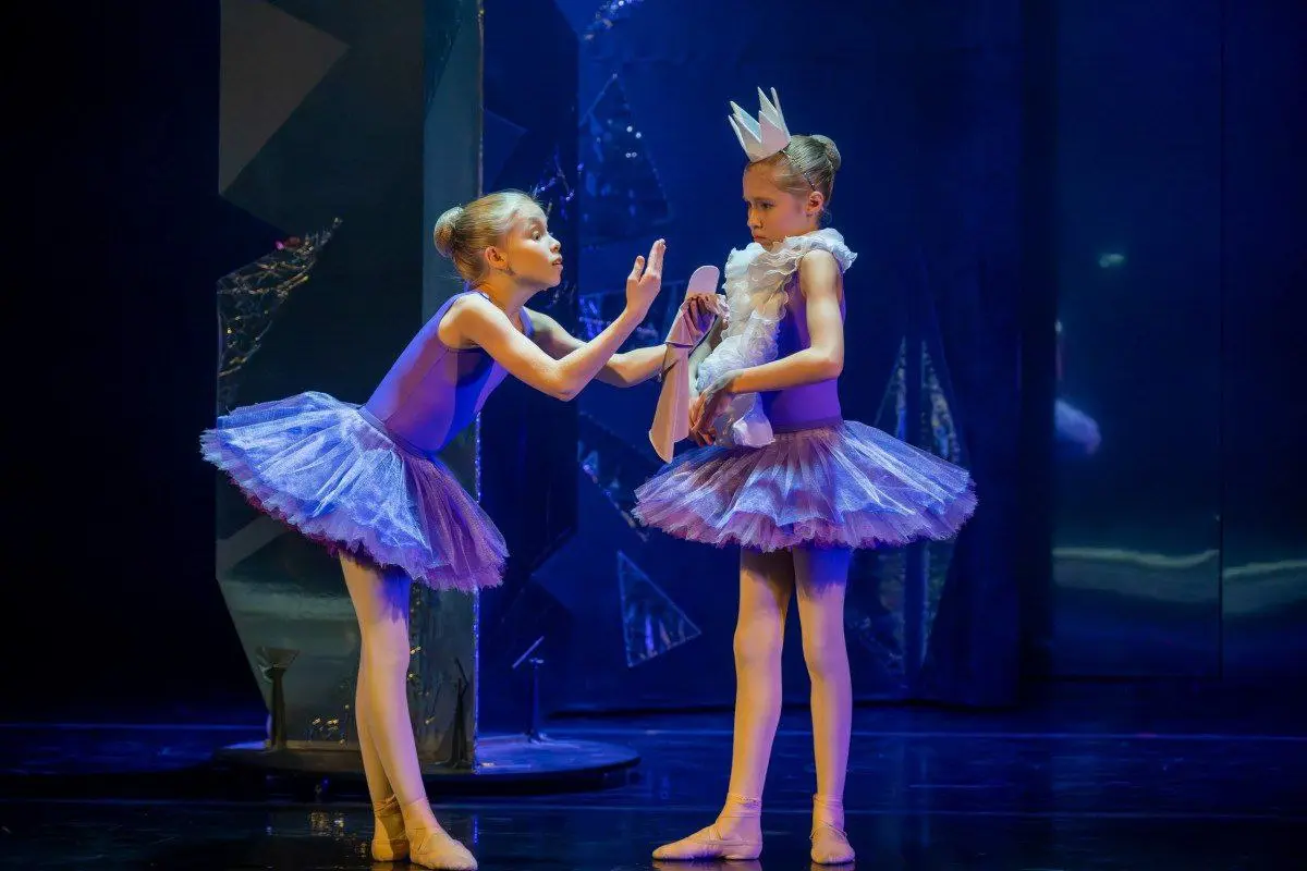 Балет «Королевство кривых зеркал» по мотивам В. Губарева