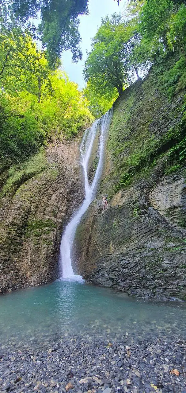 ВОДОПАДЫ НА РЕКЕ АЖЕК