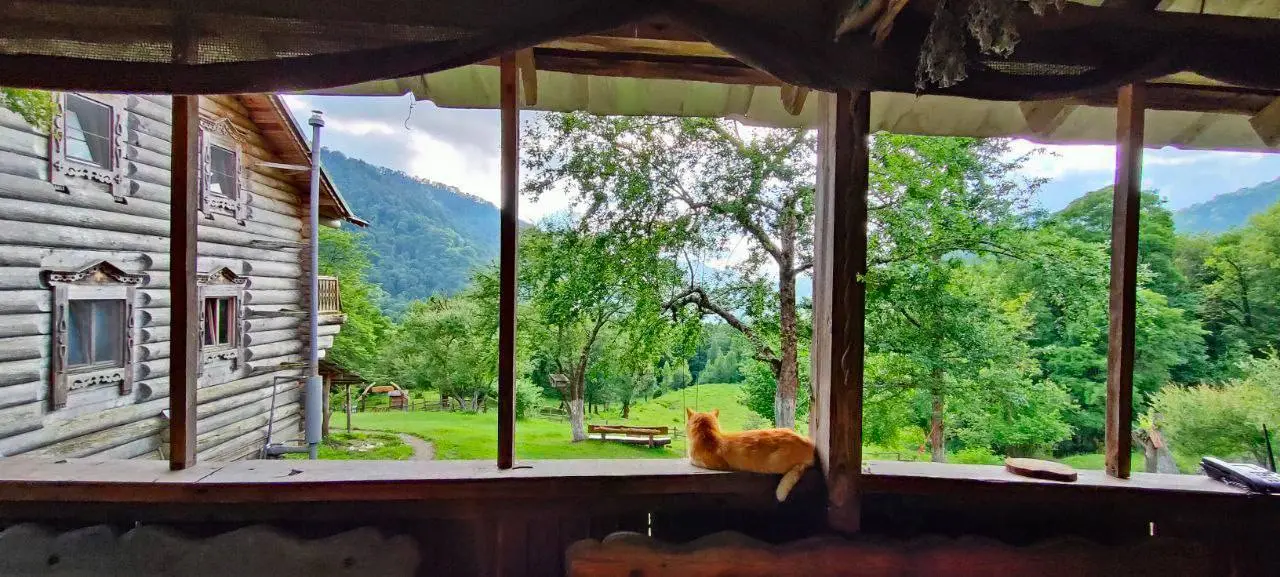 ВОДОПАДЫ НА РЕКЕ АЖЕК