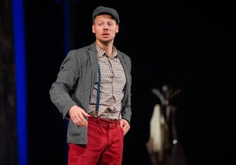 Спектакль "Старший сын"