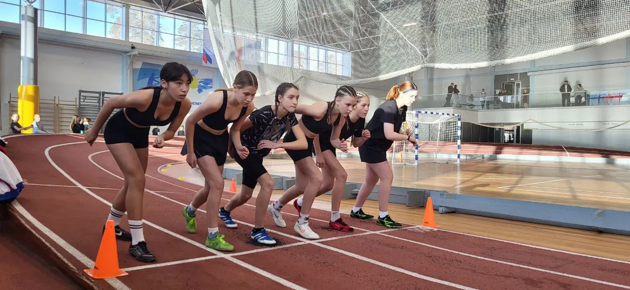 ПРО УСПЕХИ ЮНЫХ ЛЕГКОАТЛЕТОВ