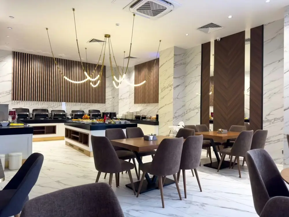 АБХАЗИЯ, ГДЕ ГОРЫ ВСТРЕЧАЮТСЯ С МОРЕМ