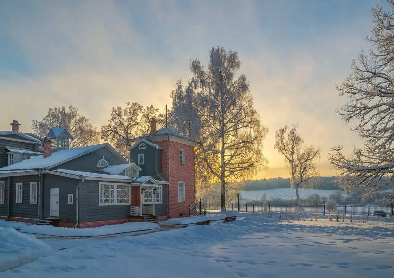 Абрамцево и Мураново. В гостях у сказки