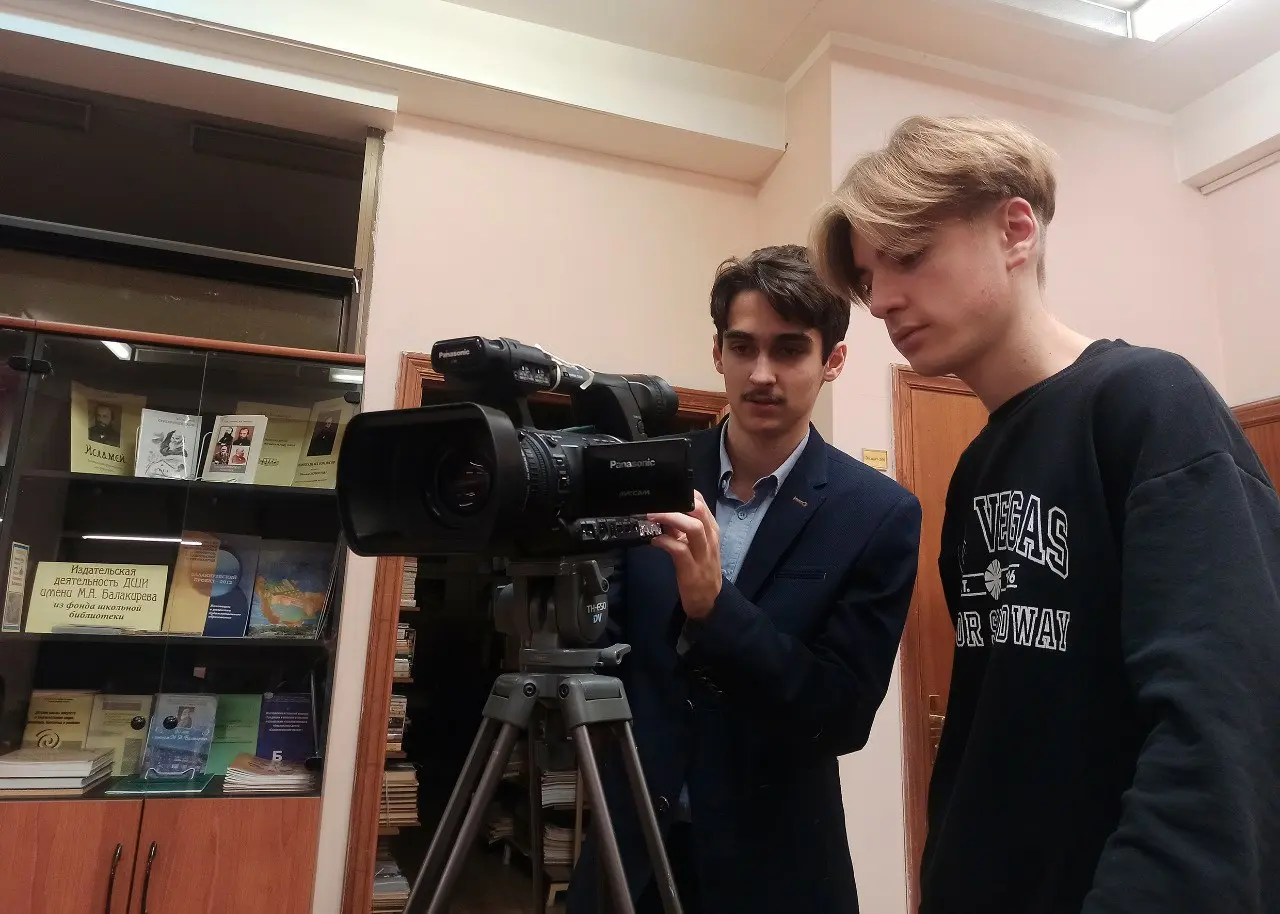 Консультации по направлению "Творческая образовательная программа «Экранное творчество» (кино)"