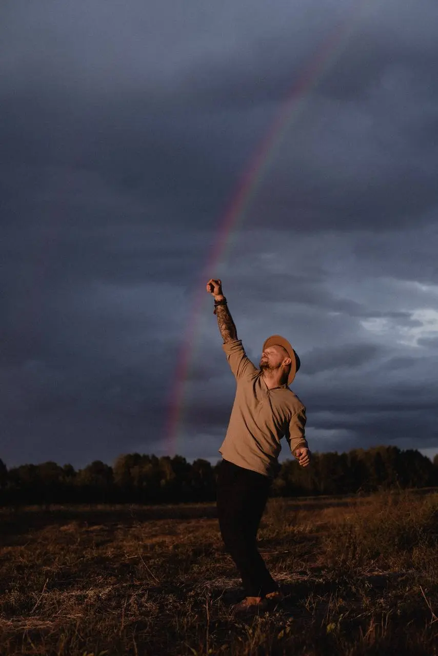 ECSTATIC DANCE: ВЫХОД ИЗ ТЕНИ