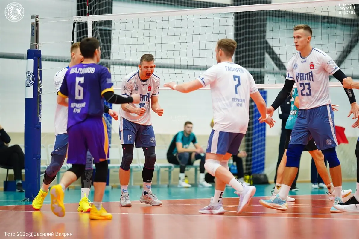 Второй матч между Камой и барнаульским Университетом: фотоальбом и следующий тур