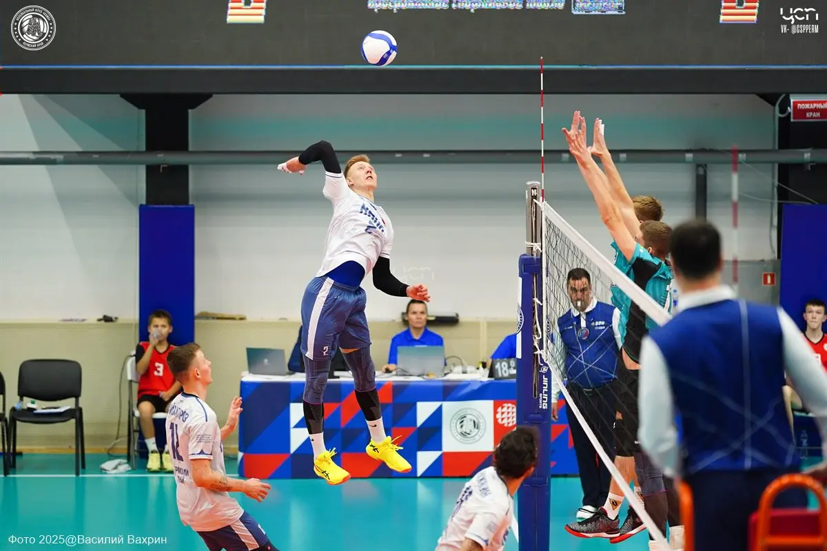 Второй матч между Камой и барнаульским Университетом: фотоальбом и следующий тур