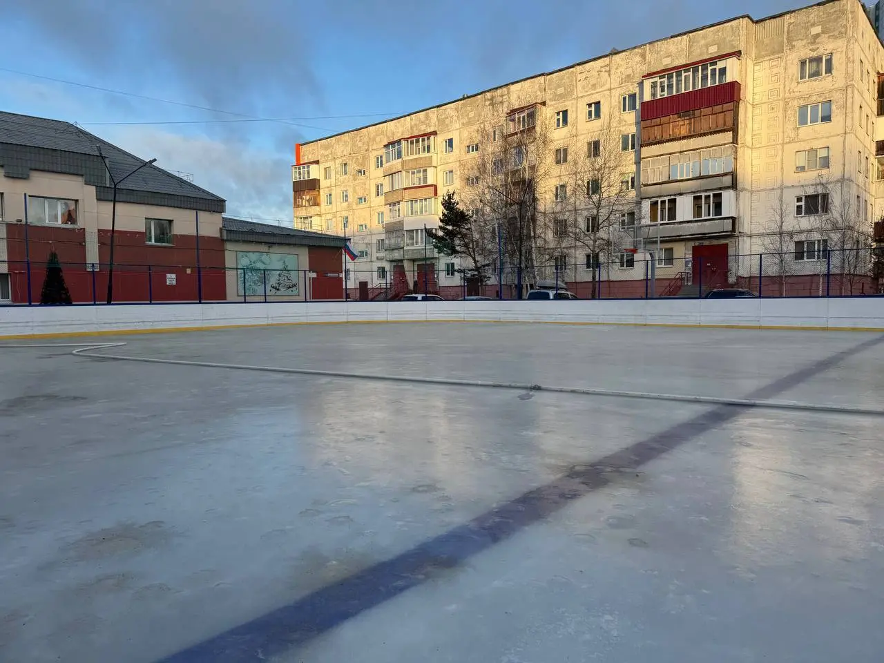 ⛸ Сургут готовится к открытию катков
