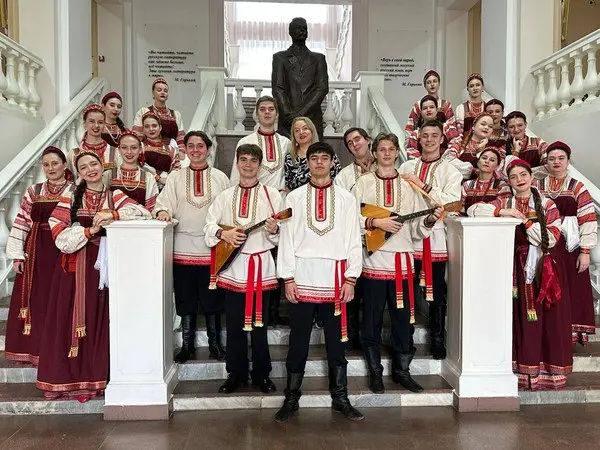 Родился я с песнями