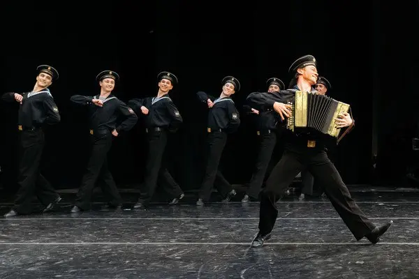 Ансамбль танца Игоря Моисеева — концерт или выступление