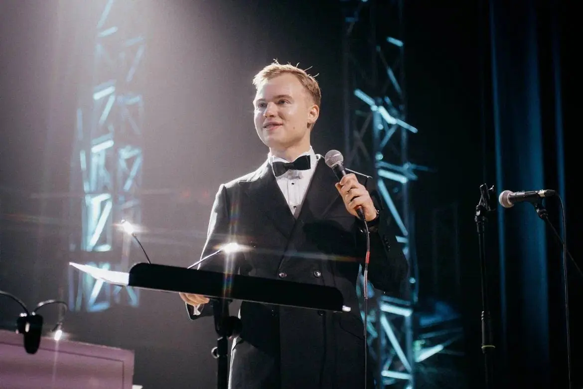 Золотой голос ХХ века – праздничная программа-посвящение Фрэнку Синатре