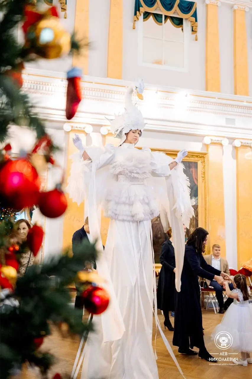 Зимний Бал Льва Николаевича