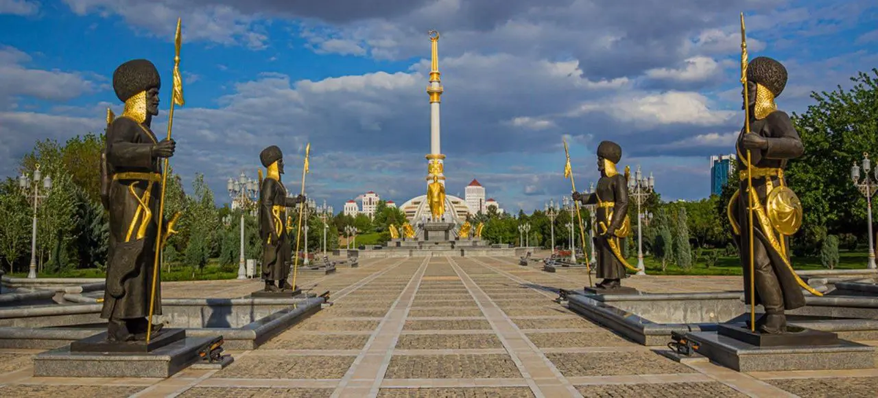 Рухнама — книга всех туркмен!