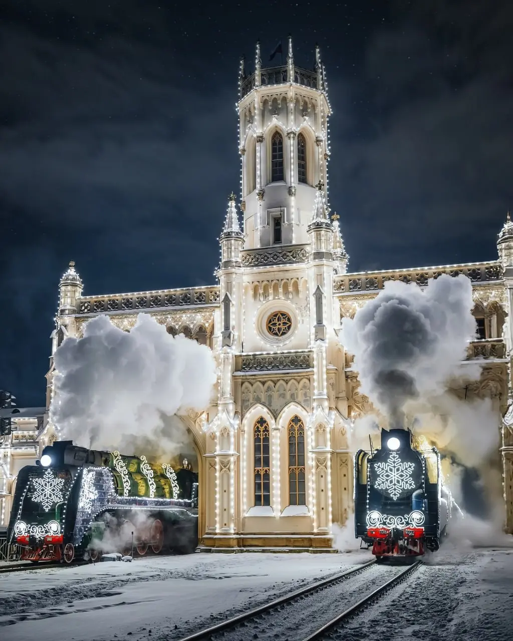 Новогодний поезд Деда Мороза