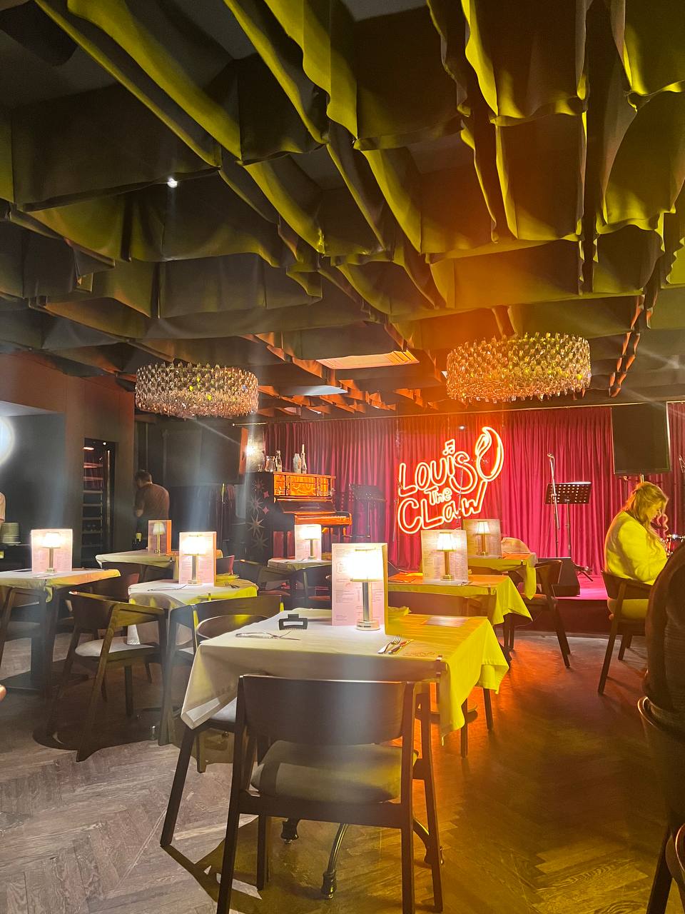 Бурлеск-вечеринки в Louis The Claw
