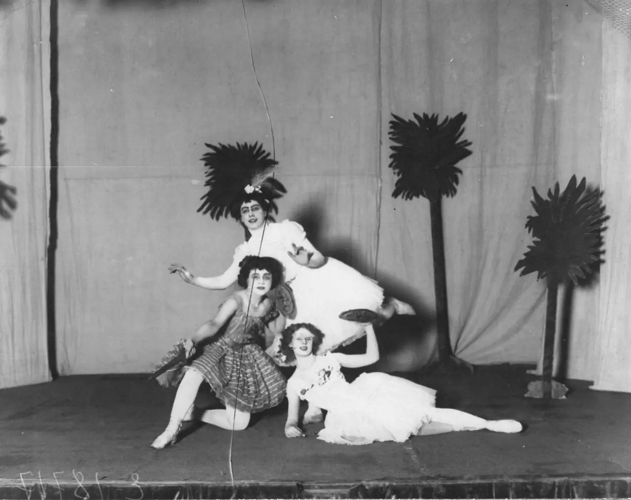 Лекция в день рождения Кабаре