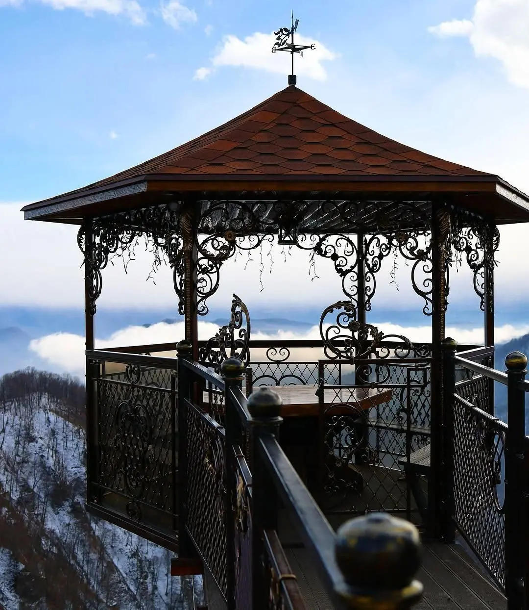 Скала Чертов Палец, Савранская канатная дорога +Лаго-Наки