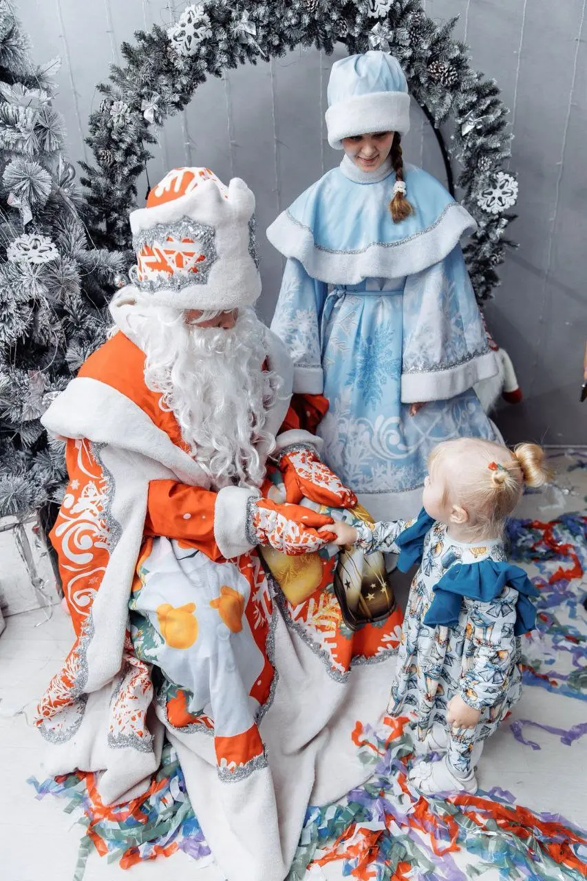 ПРИКЛЮЧЕНИЯ ПИНА И ГВИНА