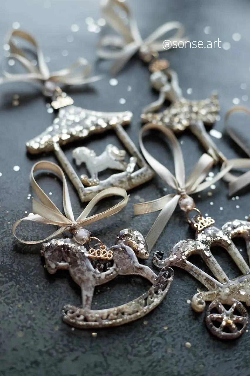 Ёлочные игрушки из эпоксидной смолы