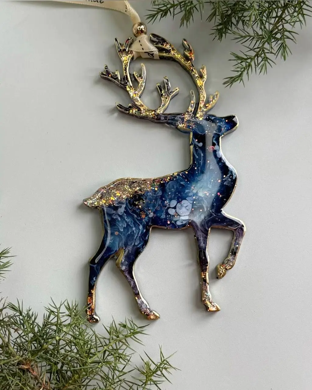 Ёлочные игрушки из эпоксидной смолы