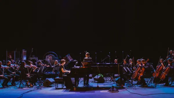 Саундтреки Эйнауди. Двойной концерт при свечах