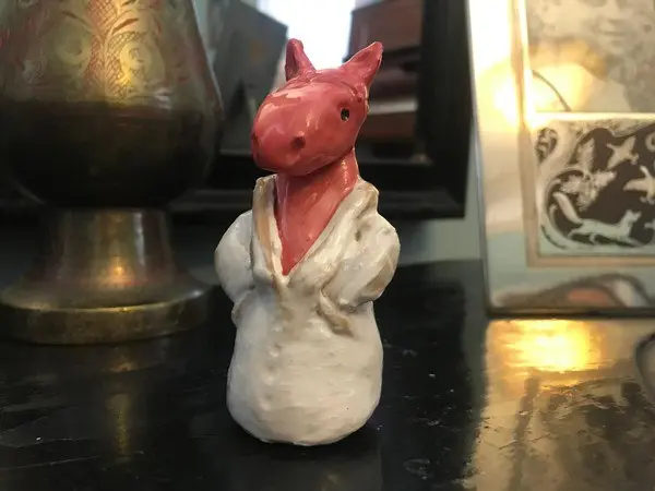 Конь в пальто