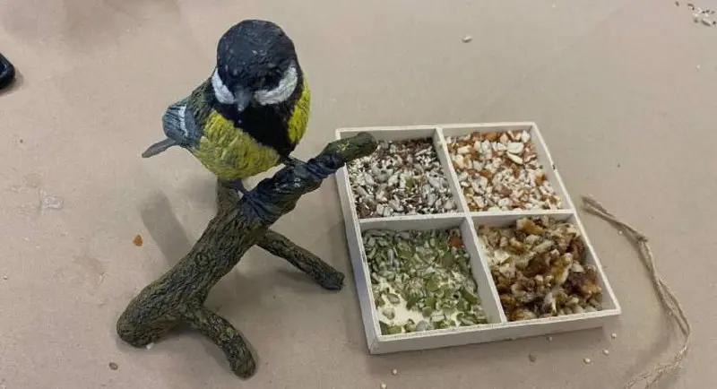 Кормушка для синички