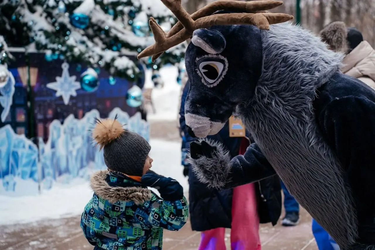 В Усадьбах Деда Мороза