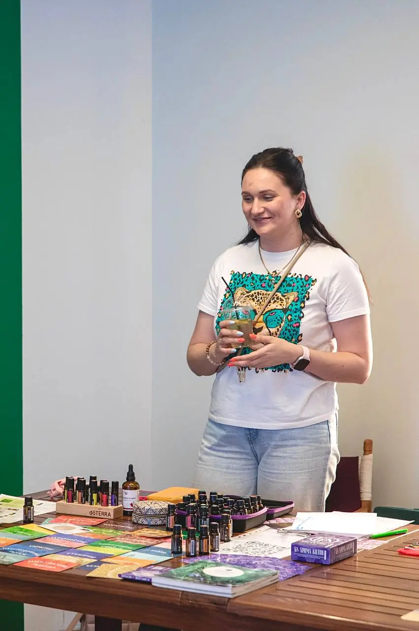 Предновогодней гаражной распродажи