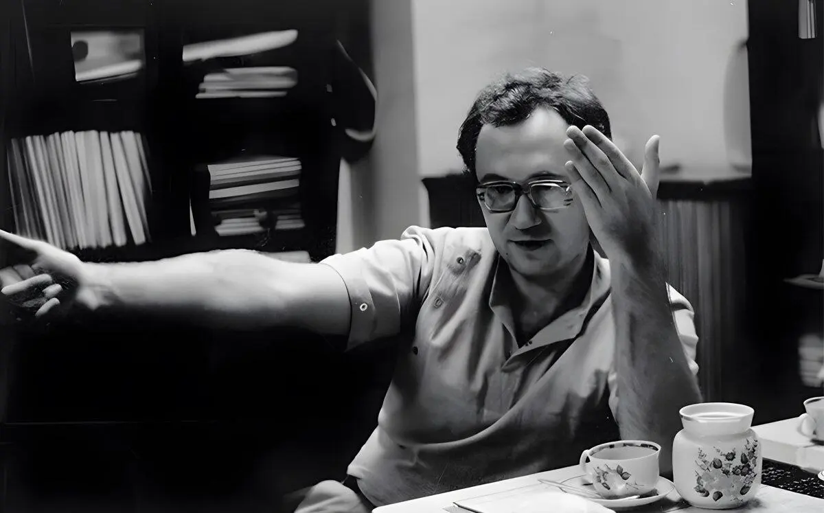 Обсуждение жизни и творчества Ильи Кормильцева